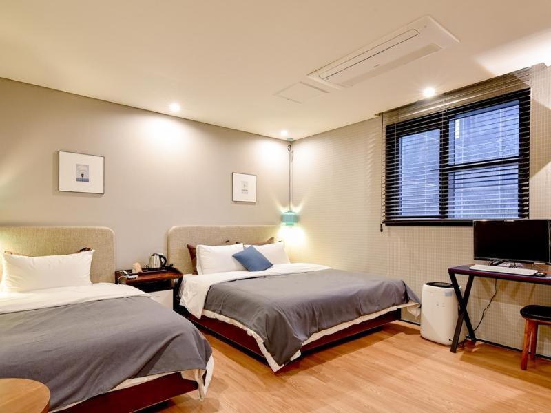Brown-Dot Hotel Yangjeong Busan Exterior photo